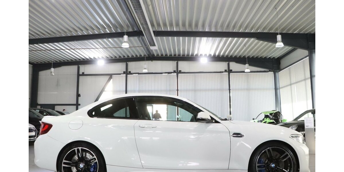 BMW M2 Coupe DKG / BI-XENON, LEDER, NAVI-PRO+KAMERA 90.000 km 35.992 € Hamm 59077