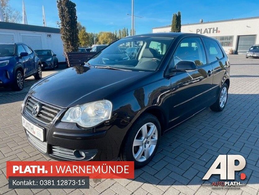 VW Polo 74.643 km 5.490 € Rostock-Warnemünde 18119