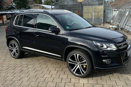 VW Tiguan 127.000 km 18.990 € Bekond 54340