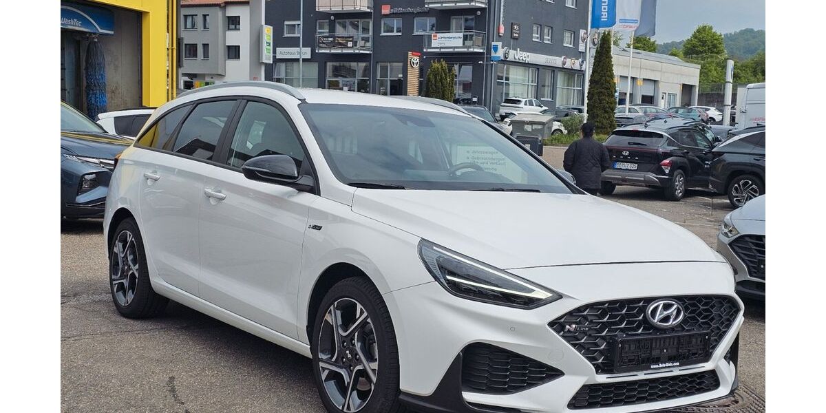 Hyundai i30 17.866 km 22.350 &euro; Leonberg 71229