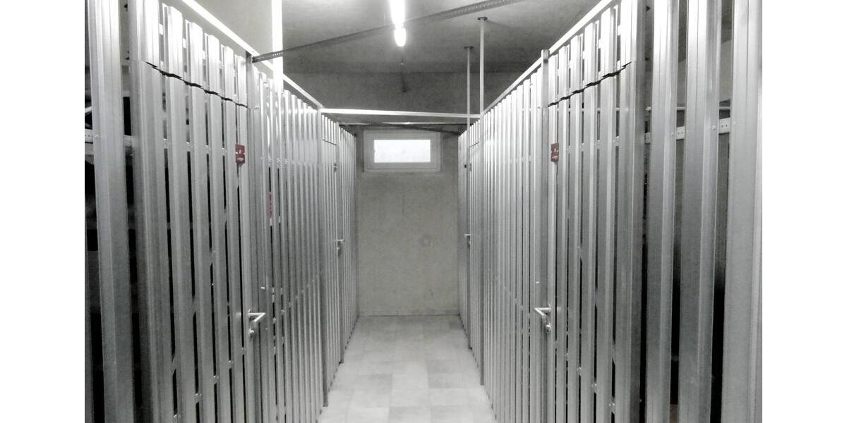 Dachgeschoßwohnung Neustadt an der Donau - 3 Zimmer, 90 m&sup2;, 900&euro; | Angebot:26632550