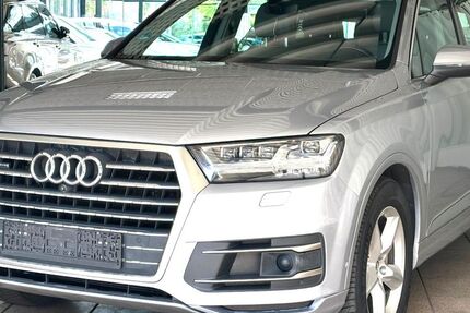 Audi Q7 182.235 km 28.450 € Berlin 10829