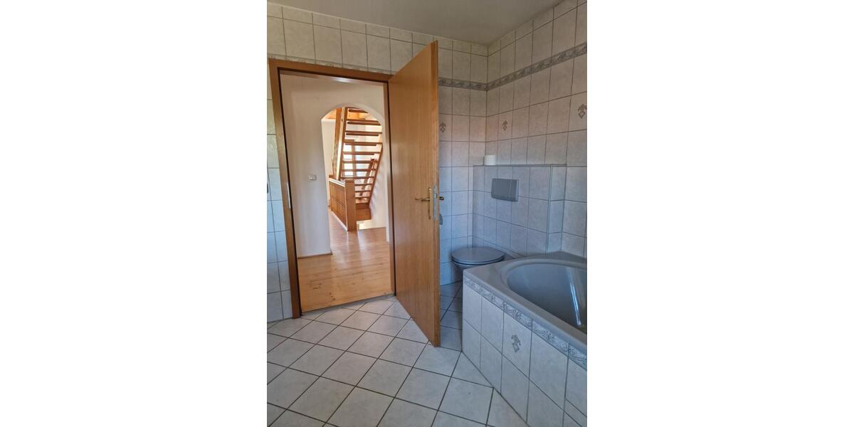Bauernhaus, Landhaus Egling - 5 Zimmer, 170 m&sup2;, 2.100&euro; | Angebot:26408428