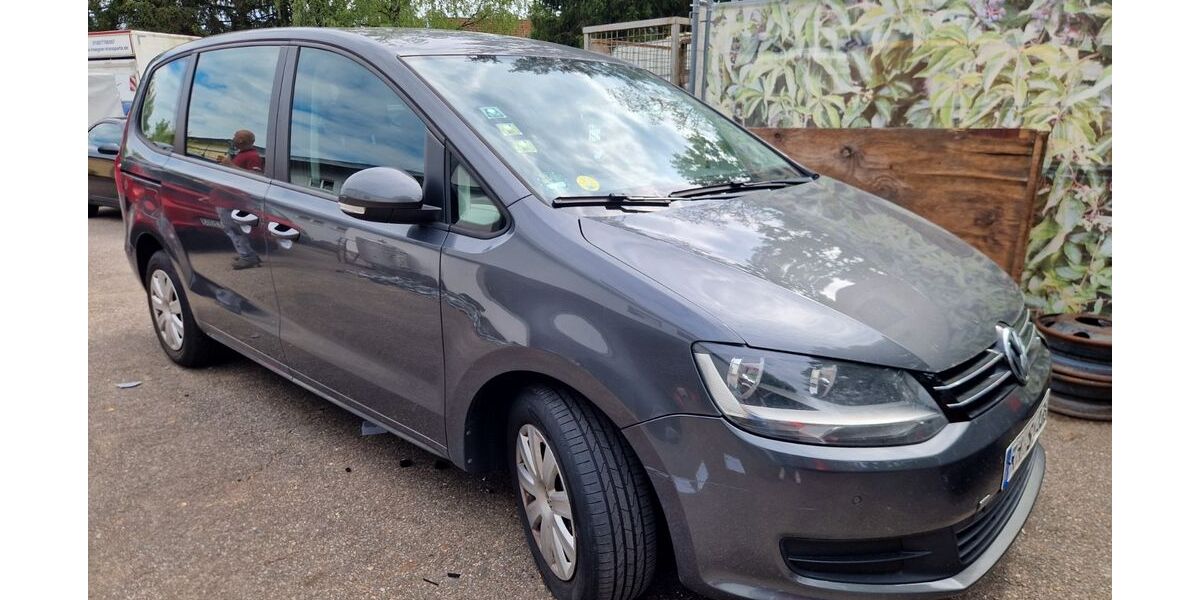 VW Sharan 232.100 km 6.900 &euro; Wendelstein 90530
