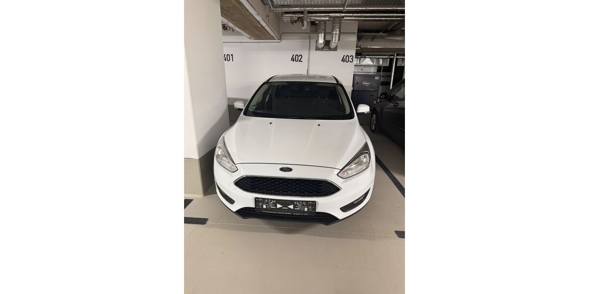 Ford Focus 223.976 km 4.400 &euro; Saaldorf 83416