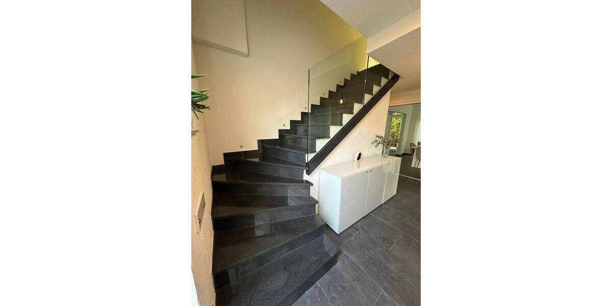 Einfamilienhaus Nürtingen - 6 Zimmer, 154 m&sup2;, 845.000&euro; | Angebot:26486638