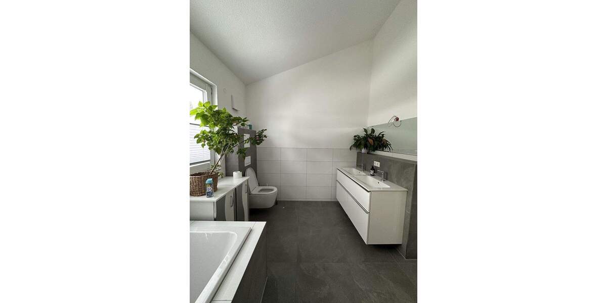 Moderne Doppelhaushälfte in Amstetten (BaWü) 7 zimmer