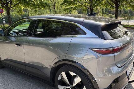 Renault Megane E-TECH 39.651 km 27.500 &euro; Remscheid 42853