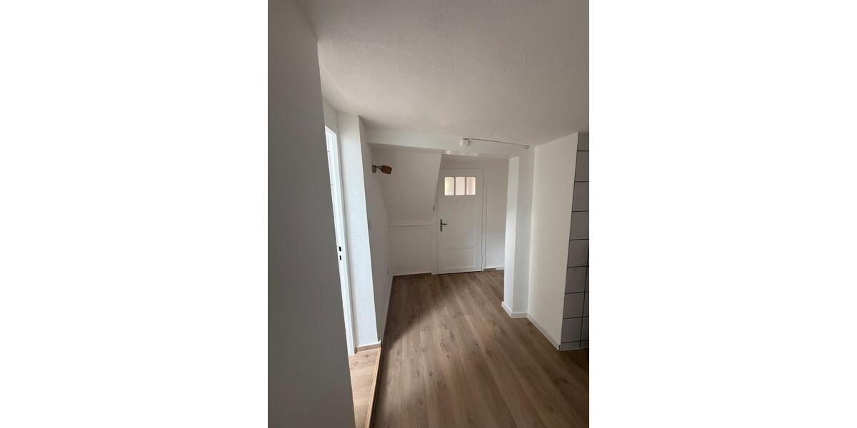 Einfamilienhaus Schöllkrippen - 2.5 Zimmer, 75 m&sup2;, 850&euro; | Angebot:25907279