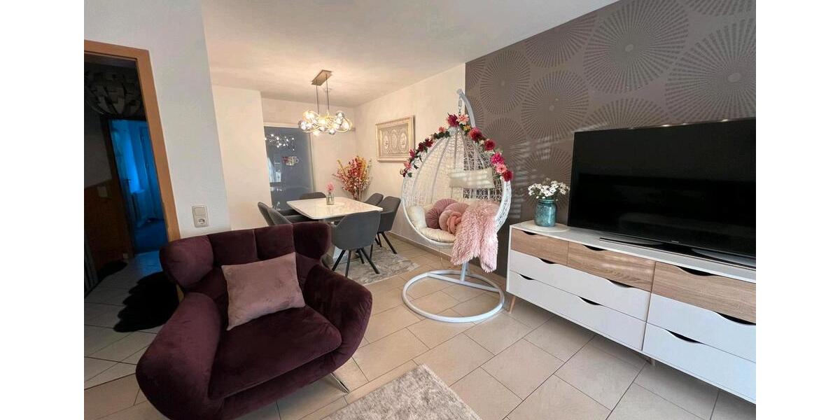 Reihenhaus Gera Bieblach-Ost - 7 Zimmer, 140 m&sup2;, 1.200&euro; | Angebot:26384578