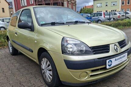 Renault Clio 265.323 km 1.200 &euro; Borna 04552