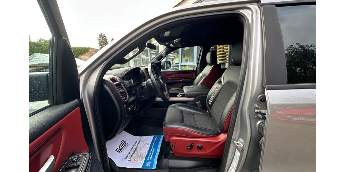 Dodge RAM 1500 5,7 HEMI REBEL ÜBERROLLBÜGEL ROLLO 94.000 km 37.999 € Rudolstadt 07407