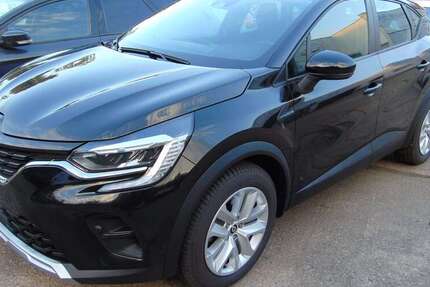Renault Captur 37.700 km 17.999 € Meissen 01662