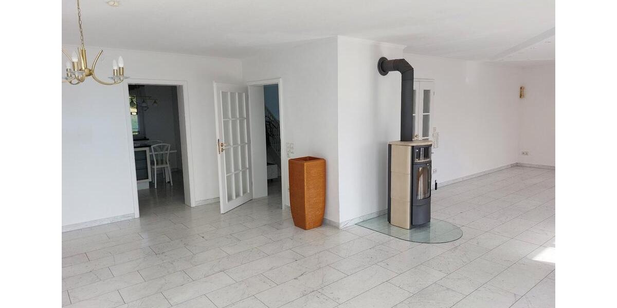 Idyllisches Wohnen am Waldrand mit Blick über Schwandorf und Naab 5 zimmer