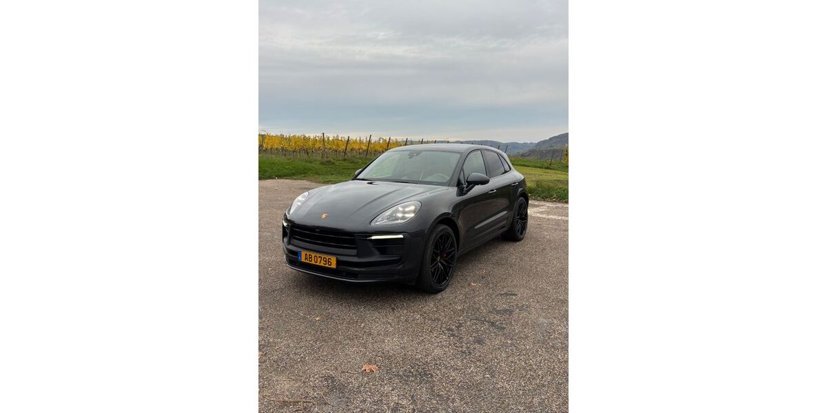 Porsche Macan 49.000 km 74.500 &euro; Perl-Borg 66706