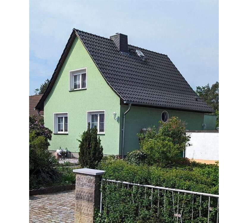 Haus zum Kaufen in Lauchhammer 330.000 € 160 m²