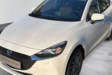 Mazda 2 58.503 km 15.985 &euro; Hamburg 22041