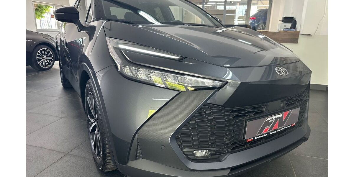 Toyota C-HR 19.700 km 29.900 &euro; Stolberg 52224