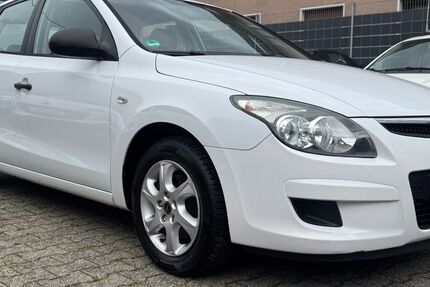 Hyundai i30 152.525 km 3.190 &euro; Köln 50858