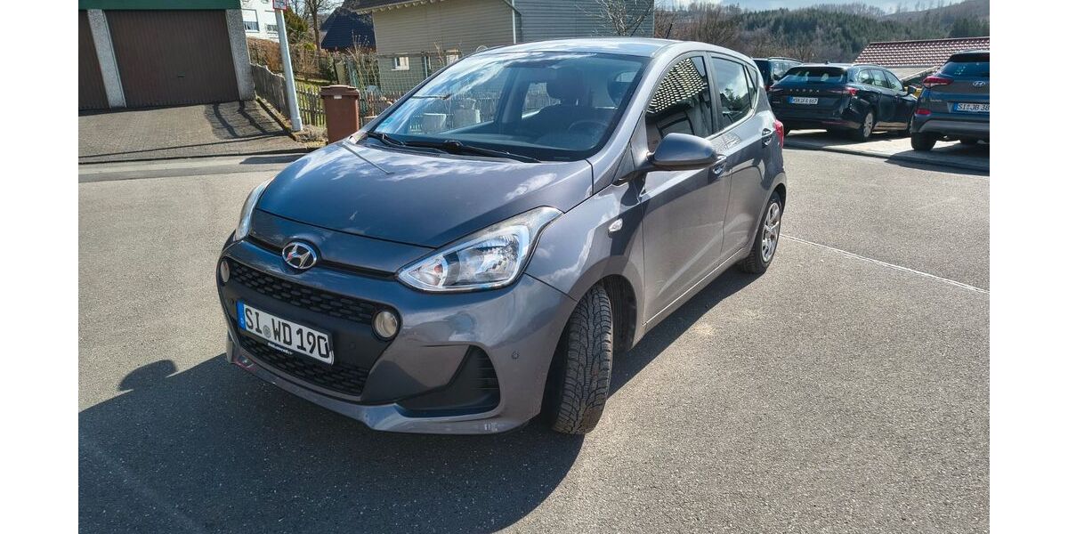Hyundai i10 62.000 km 9.000 &euro; Hilchenbach 57271