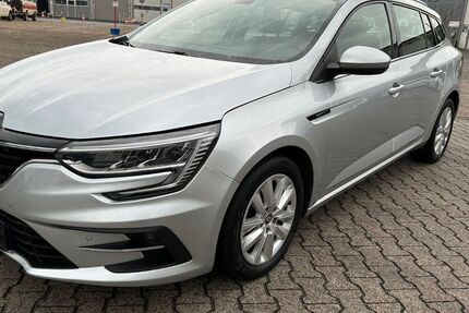 Renault Megane 199.999 km 9.999 &euro; Hannover 30179