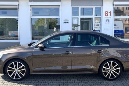 VW Jetta 168.700 km 7.980 € Mönchengladbach 41063