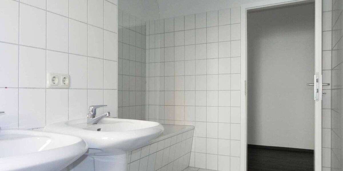 Etagenwohnung Greiz - 2 Zimmer, 61 m&sup2;, 49.000&euro; | Angebot:22665361