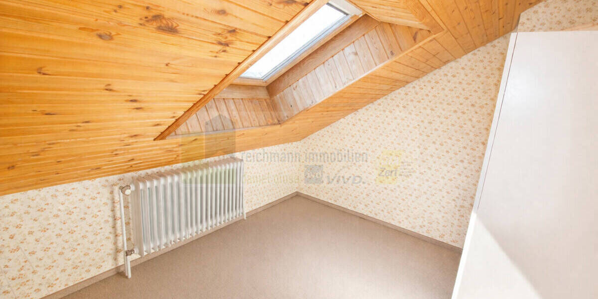 Einfamilienhaus Villingen-Schwenningen Schwenningen - 1 Zimmer, 258 m&sup2;, 460.000&euro; | Angebot:26275972
