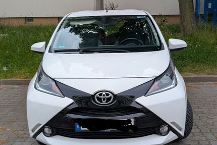Toyota Aygo (X) 70.000 km 7.990 &euro; Leipzig 04209