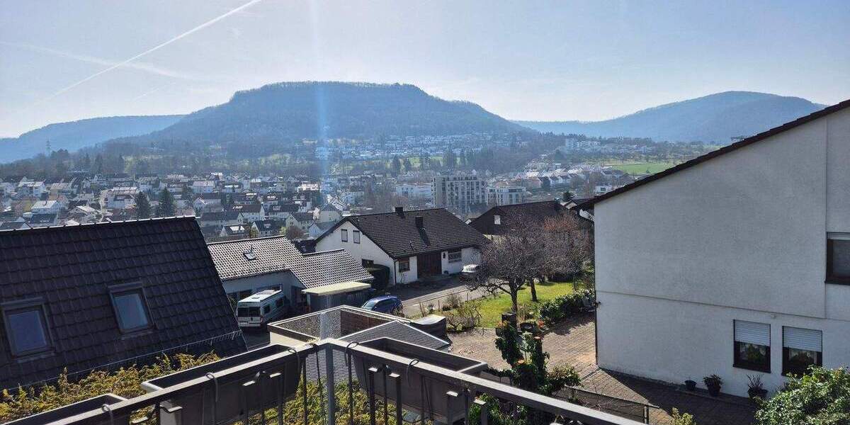 Etagenwohnung Pfullingen - 4 Zimmer, 99 m&sup2;, 1.100&euro; | Angebot:25374540