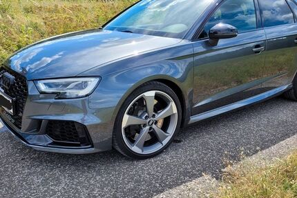 Audi RS3 69.992 km 42.490 &euro; Hallerndorf 91352