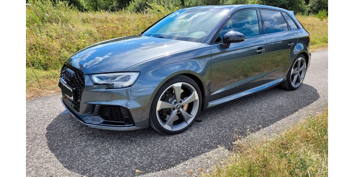 Audi RS3 69.992 km 42.490 &euro; Hallerndorf 91352