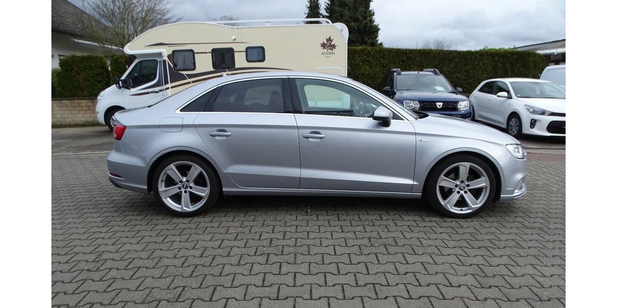 Audi A3 35 2,0l TDI S-Line Paket, Navi, Klimaauto., PDC 123.848 km 15.490 &euro; Rodgau 63110