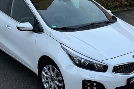 Kia ceed Sportswagon 133.642 km 10.799 &euro; Wuppertal 42117