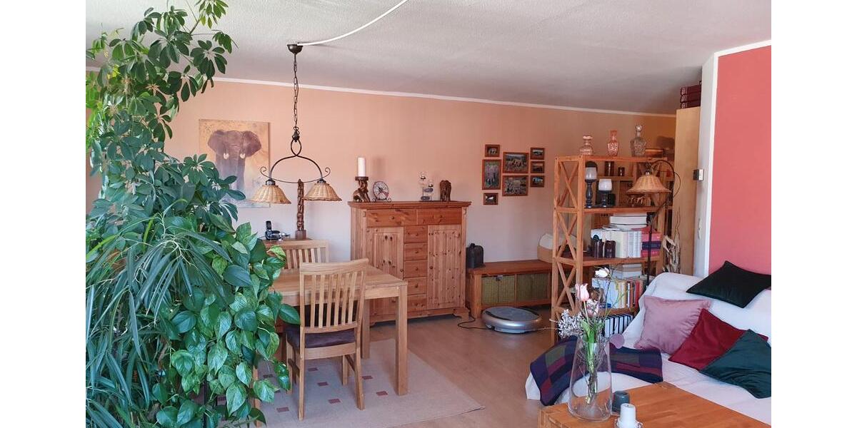 Etagenwohnung Meiningen - 3 Zimmer, 100 m&sup2;, 660&euro; | Angebot:26349772