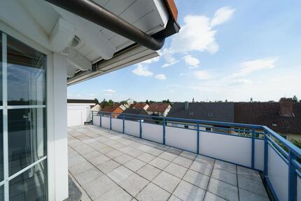 Ein Traum von Eigenheim! Penthouse mit Dachterrasse und wunderbarem Rundblick. - Wohnung Fürth 10809563000 | Angebot:26310733