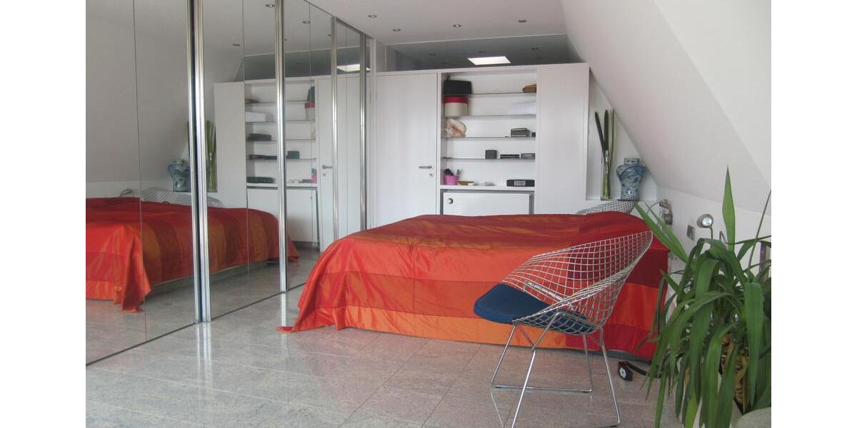 Einfamilienhaus Ettlingen - 6 Zimmer, 250 m&sup2;, 2.350&euro; | Angebot:26688722