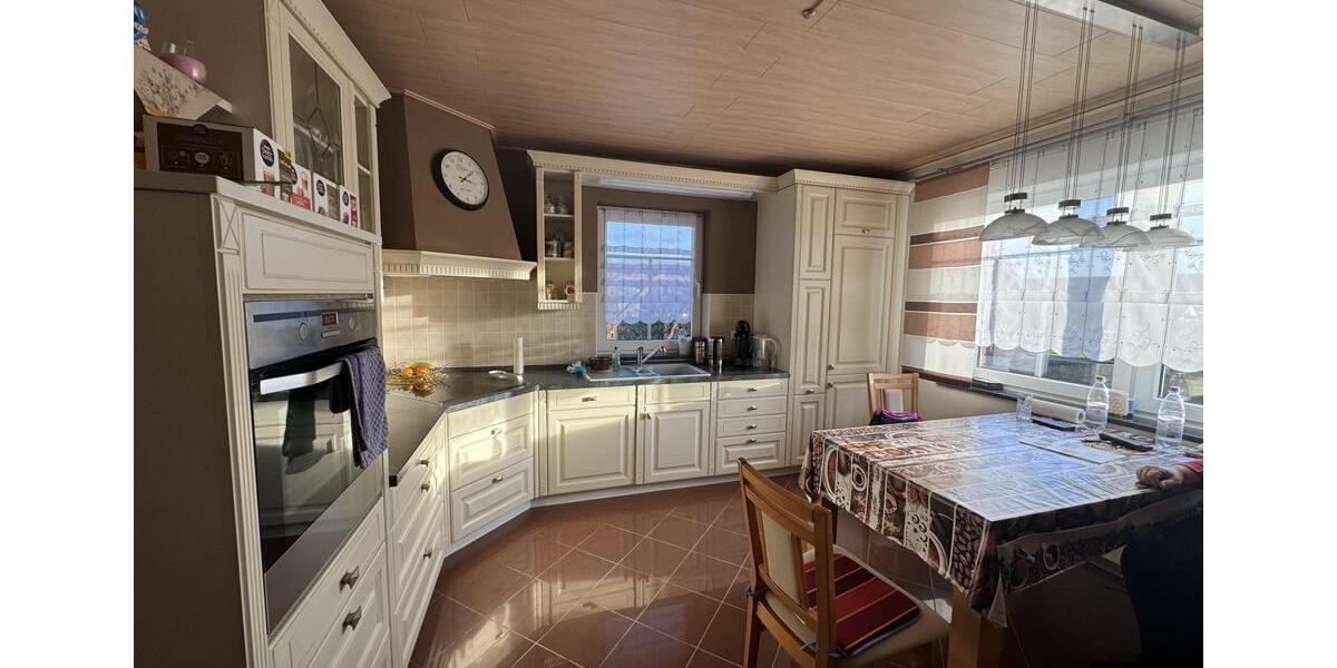 Mehrfamilienhaus, Wohnhaus Haina (Kloster) - 5 Zimmer, 166 m&sup2;, 1.600&euro; | Angebot:26319502