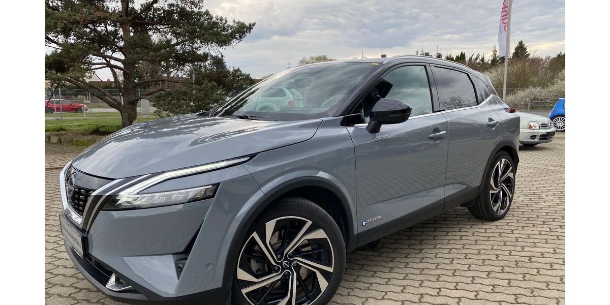 Nissan Qashqai 8.850 km 33.990 &euro; Zeitz 06712