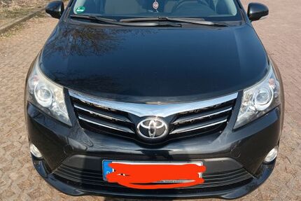 Toyota Avensis 190.400 km 8.000 &euro; Stralsund 18437