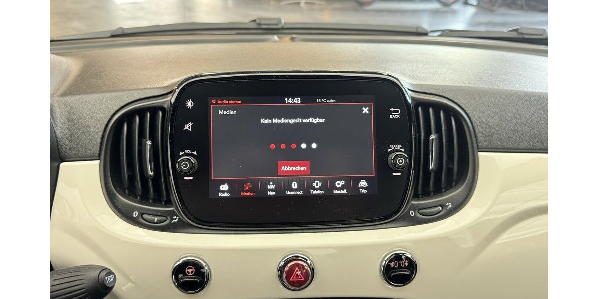 Fiat 500 1.0 Dolcevita Mild-Hybrid CarPlay 1. Hand 25.490 km 11.890 &euro; Lich 35423