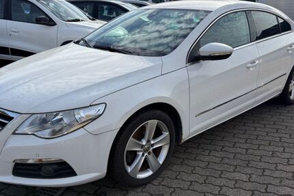 VW Passat 167.985 km 3.999 &euro; Hanau 63452