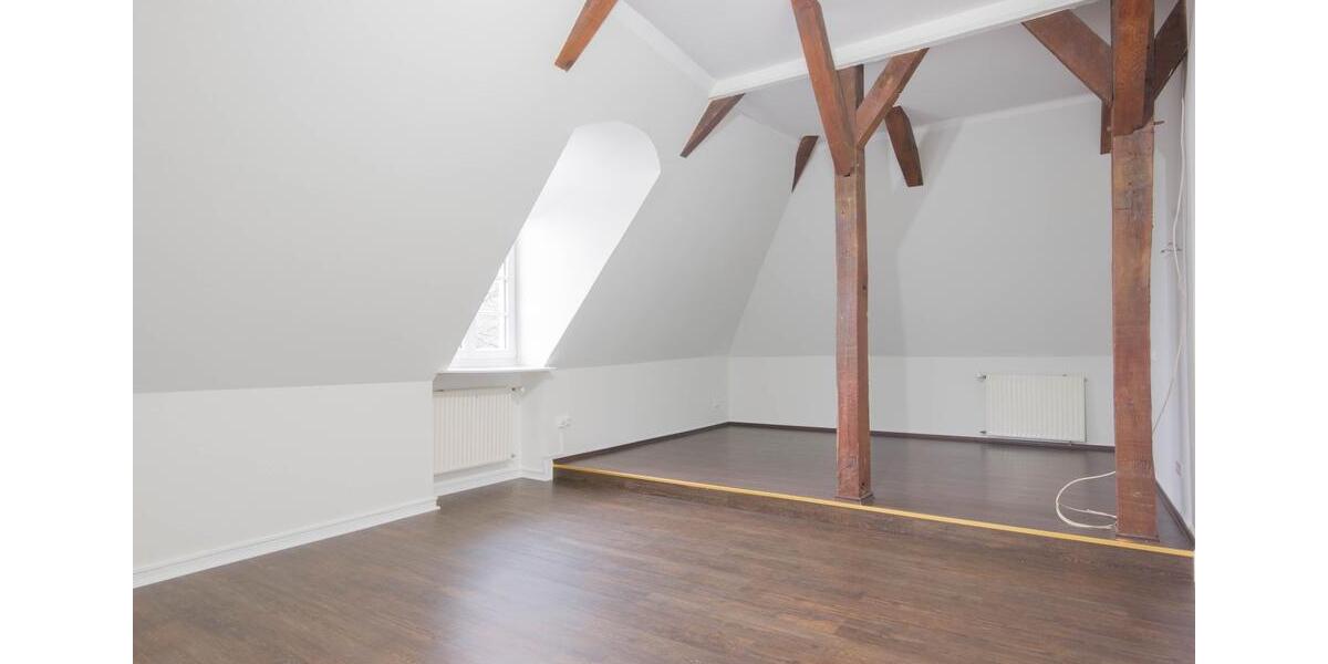 Einfamilienhaus Arnsberg Holzen - 10 Zimmer, 280 m&sup2;, 2.250&euro; | Angebot:26147327