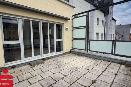 Wohnung Augsburg Innenstadt - 2 Zimmer, 81 m&sup2;, 1.170&euro; | Angebot:26431923