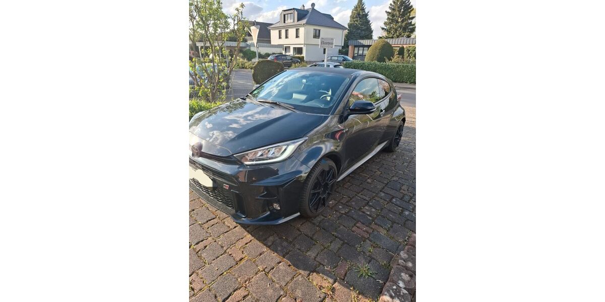 Toyota Yaris 41.600 km 28.900 &euro; Erftstadt Lechenich 50374