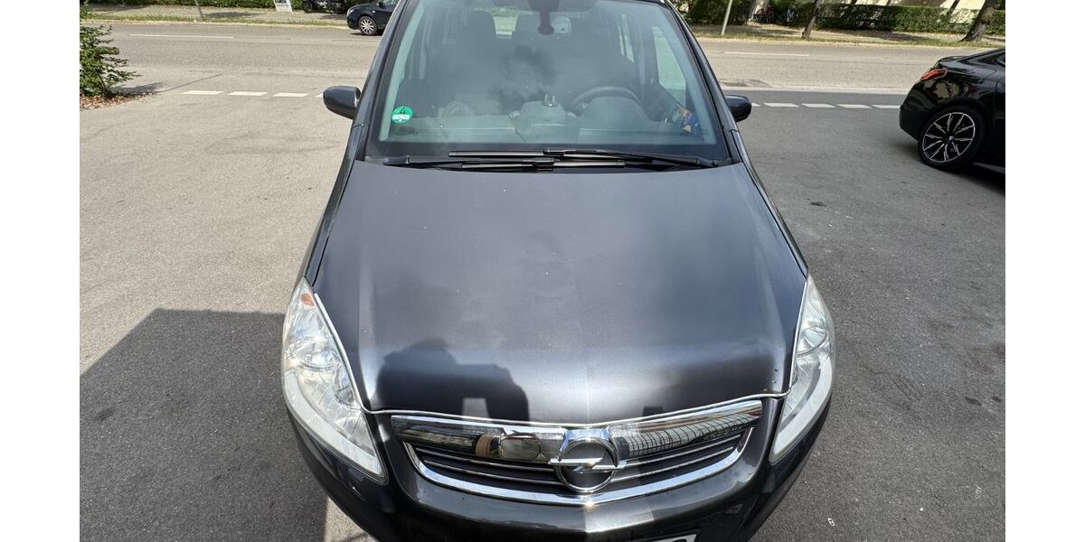 Opel Zafira 156.000 km 3.750 &euro; München 80809
