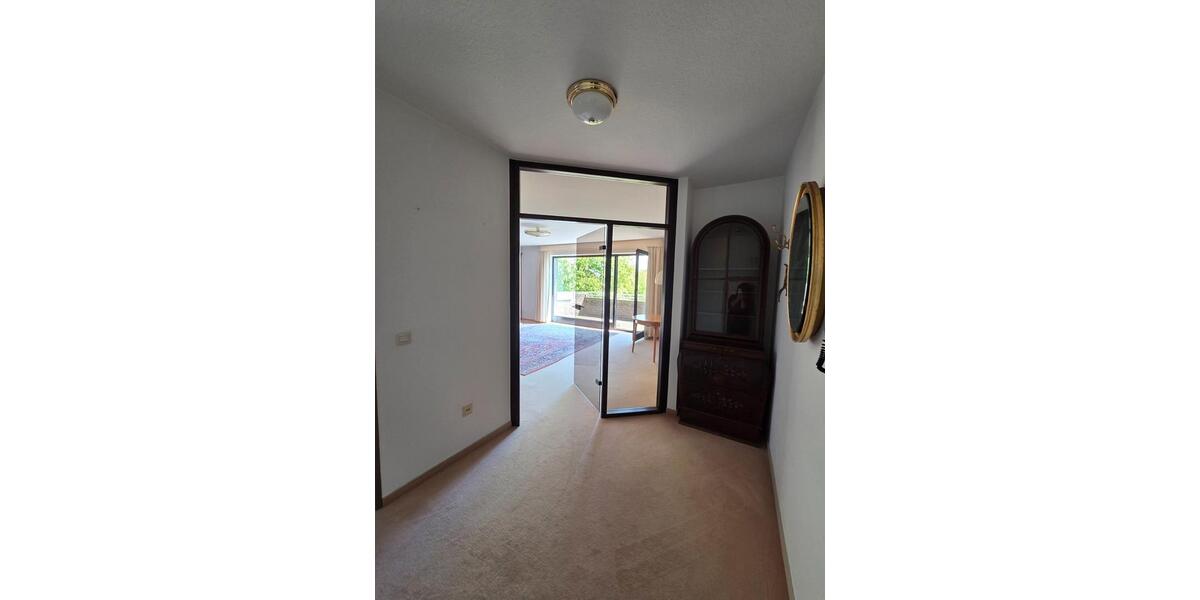 Etagenwohnung Bielefeld Jöllenbeck - 3 Zimmer, 84 m&sup2;, 156.000&euro; | Angebot:27122785