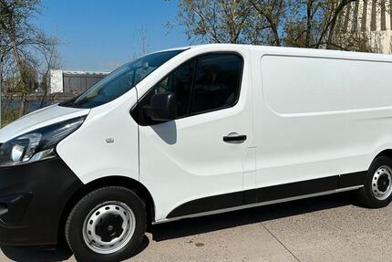 Opel Vivaro 170.000 km 13.209 € Berlin 13597