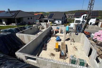 Haus Adelsheim - 6 Zimmer, 222 m&sup2;, 580.000&euro; | Angebot:26090207