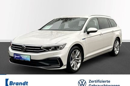VW Passat Variant